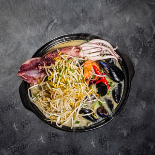 Whole Squid Nagasaki Jjamppong Soup